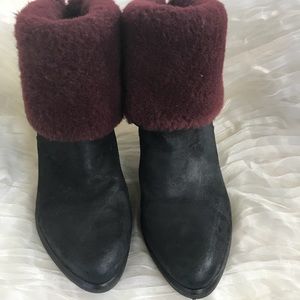 Ugg Layna booties
